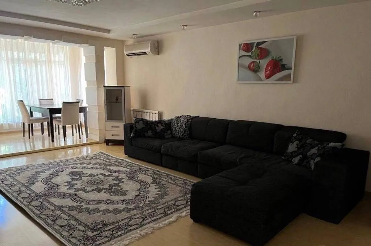 Сотилади 2 хонали квартира, 60 м², 3/4 қават — Миробод тумани