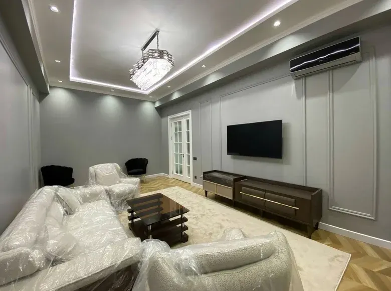 Сдаётся 3-комнатная квартира, 115 м², 4/7 этаж — Шайхантахурский район