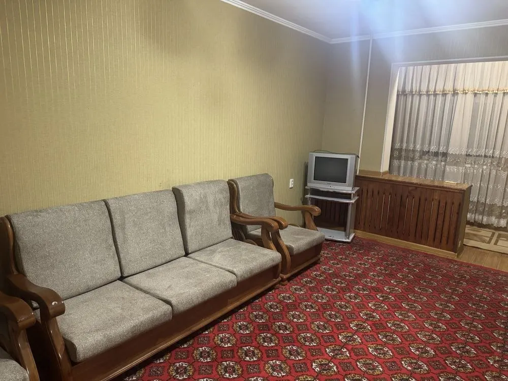 Ижарага берилади 3 хонали квартира, 80 м², 1/4 қават — Яшнобод тумани