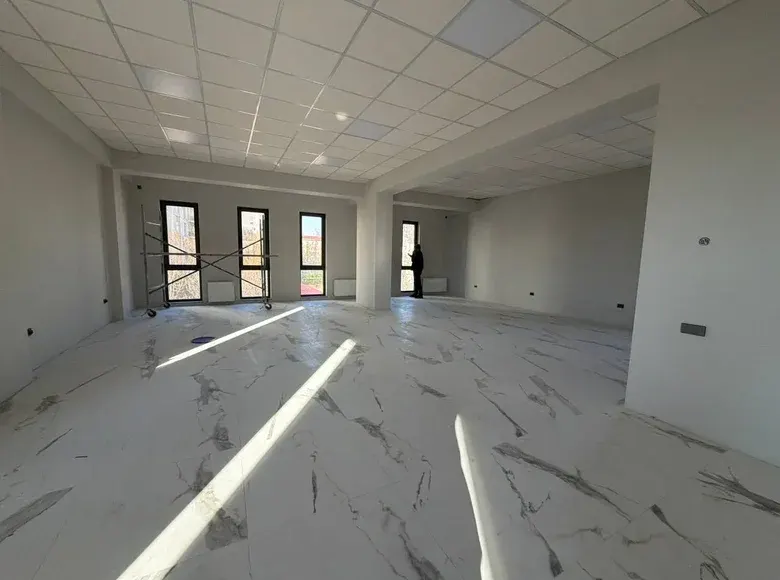 Ijaraga beriladi tijorat binosi, 1100 m² — Yashnobod tumani