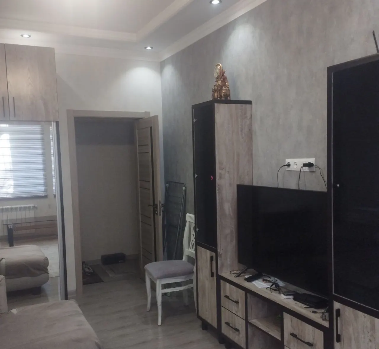 Сотилади 1 хонали квартира, 34 м², 1/4 қават — Мирзо Улуғбек тумани