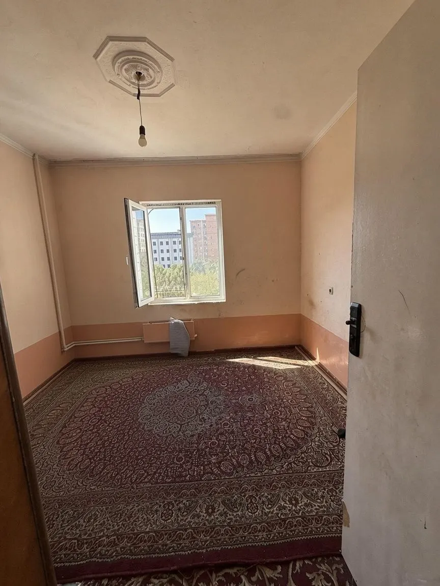 Сотилади 6 хонали квартира, 135 м², 3/9 қават — Сергели тумани