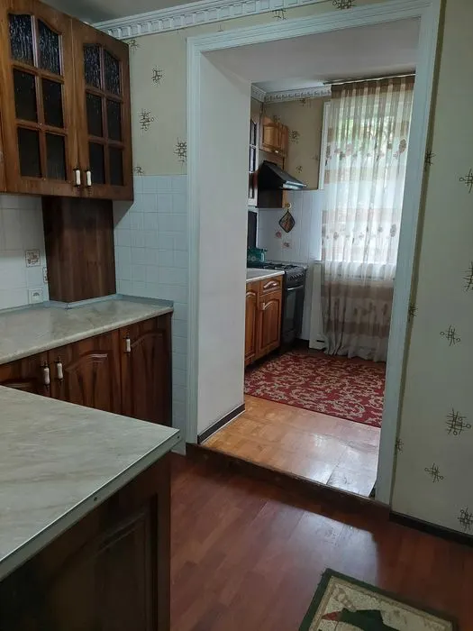 Сдаётся 4-комнатная квартира, 99 м², 2/4 этаж — Мирзо-Улугбекский район