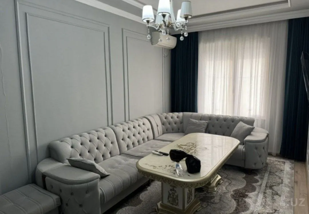 Продаётся 2-комнатная квартира, 50 м², 8/16 этаж — Юнусабадский район