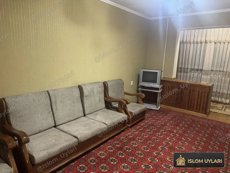 Сдаётся 3-комнатная квартира, 80 м², 1/4 этаж — Яшнабадский район