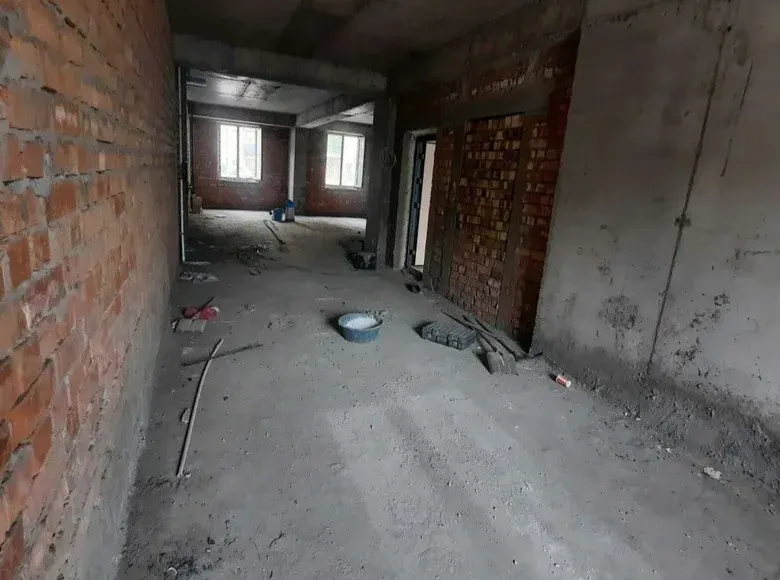Sotiladi 3 xonali kvartira, 72 m², 8/10 qavat — Toshkent shahri