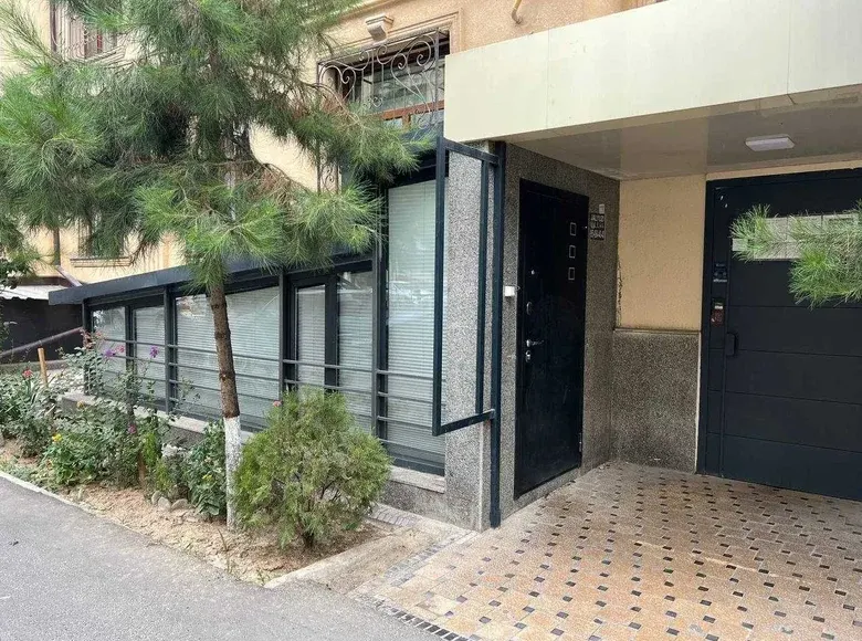 Сотилади тижорат биноси, 48 м² — Мирзо Улуғбек тумани