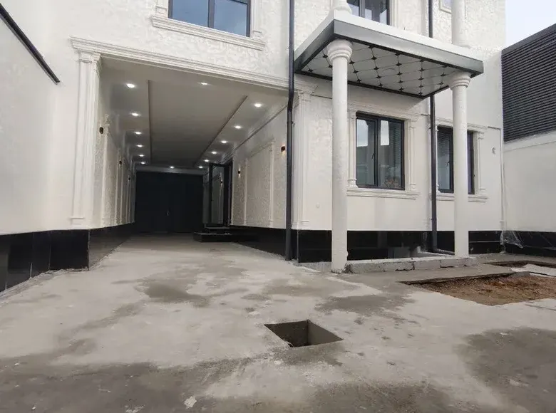Продаётся 5-комнатный дом, 2 сот., 220 м², 2/2 этаж — Яшнабадский район