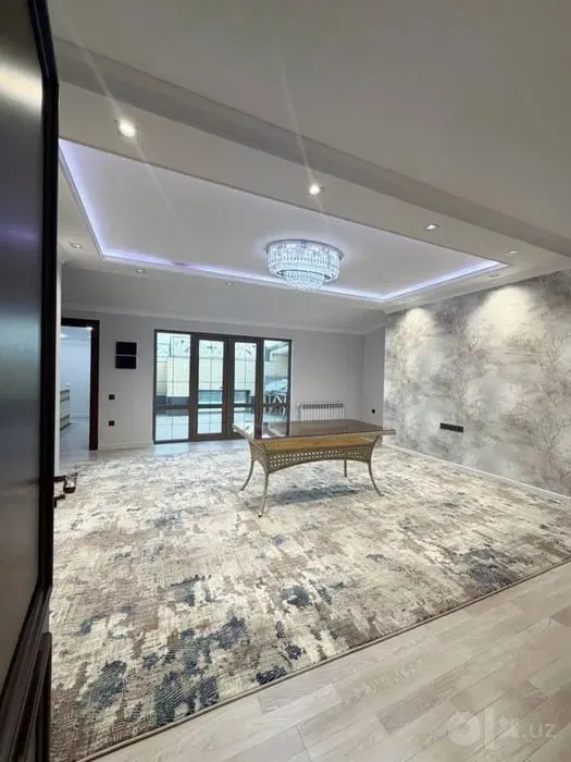 Sotiladi 4 xonali kvartira, 170 m², 7/8 qavat — Chilonzor tumani