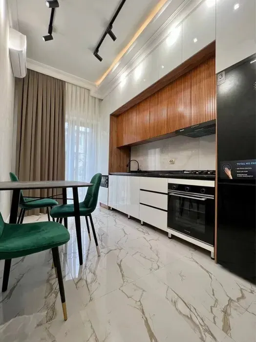 Ижарага берилади 3 хонали квартира, 73 м², 2/8 қават — Мирзо Улуғбек тумани
