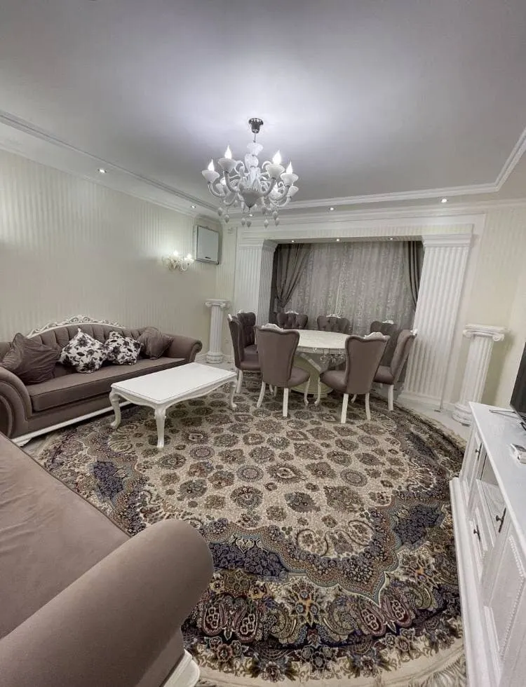 Сдаётся 3-комнатная квартира, 105 м², 1/9 этаж — Мирабадский район