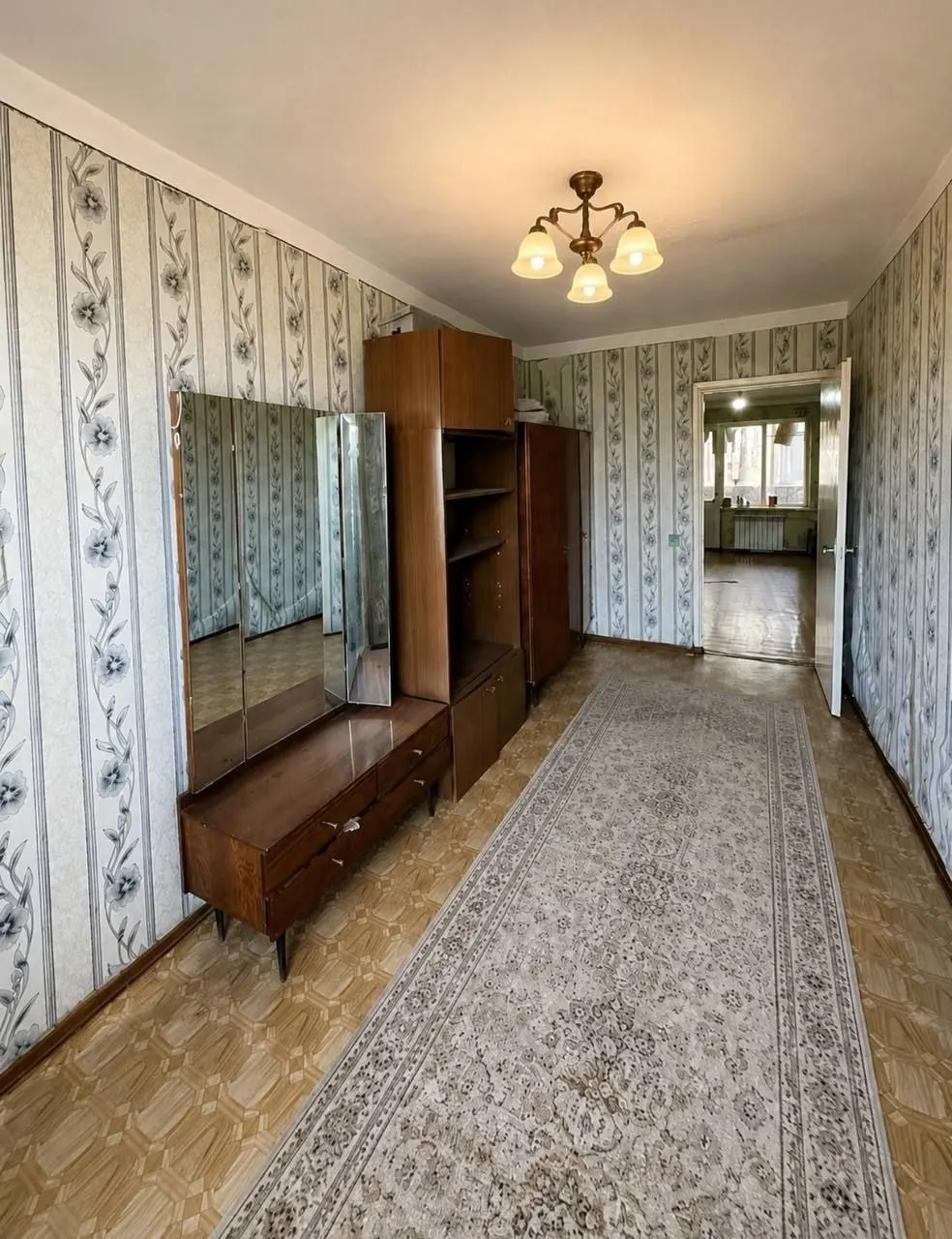 Сотилади 2 хонали квартира, 54 м², 4/4 қават — Чилонзор тумани