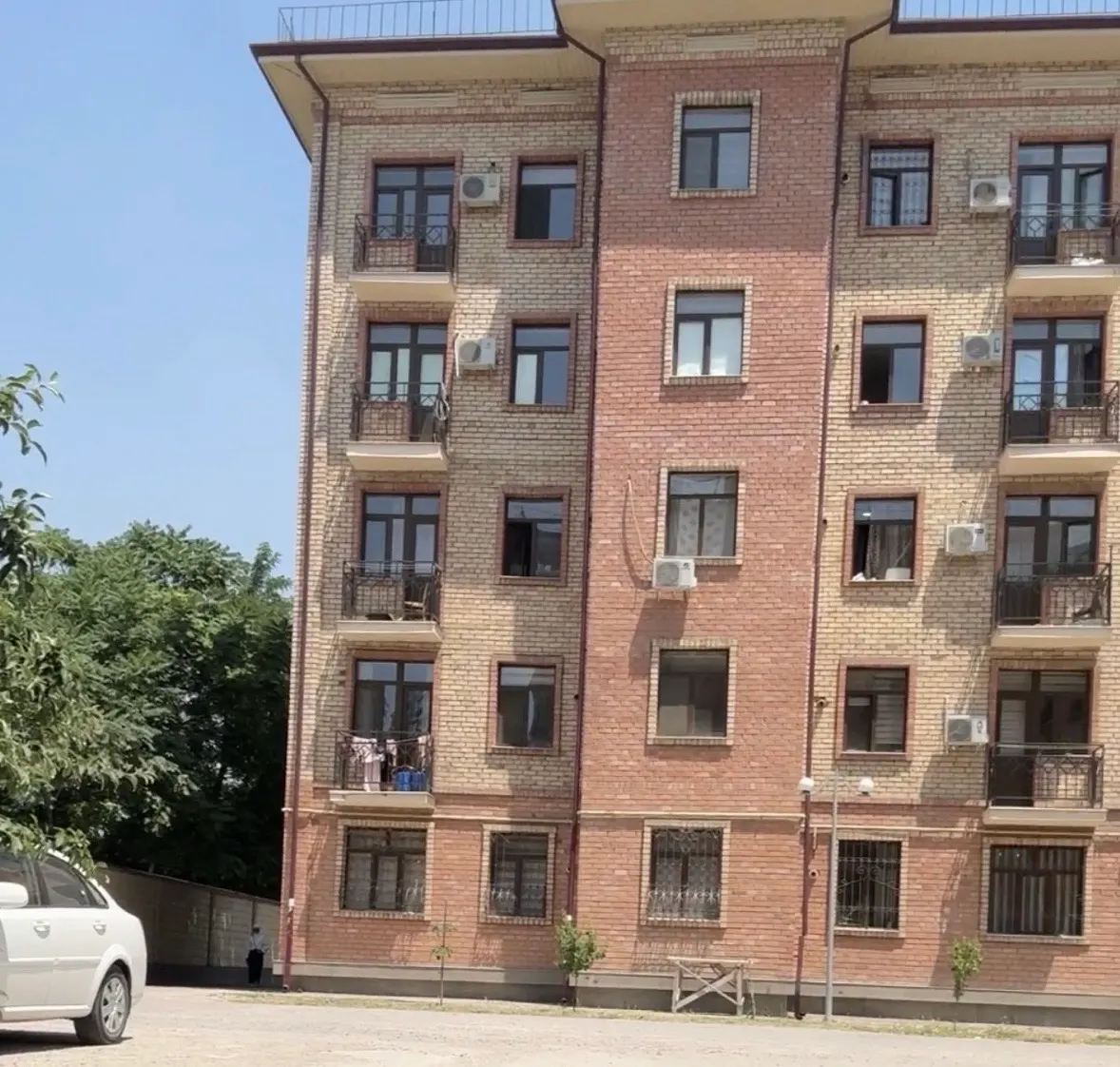 Ижарага берилади 4 хонали квартира, 100 м², 1/7 қават — Яшнобод тумани