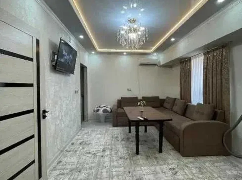 Продаётся 3-комнатная квартира, 42 м², 4/4 этаж — Мирзо-Улугбекский район