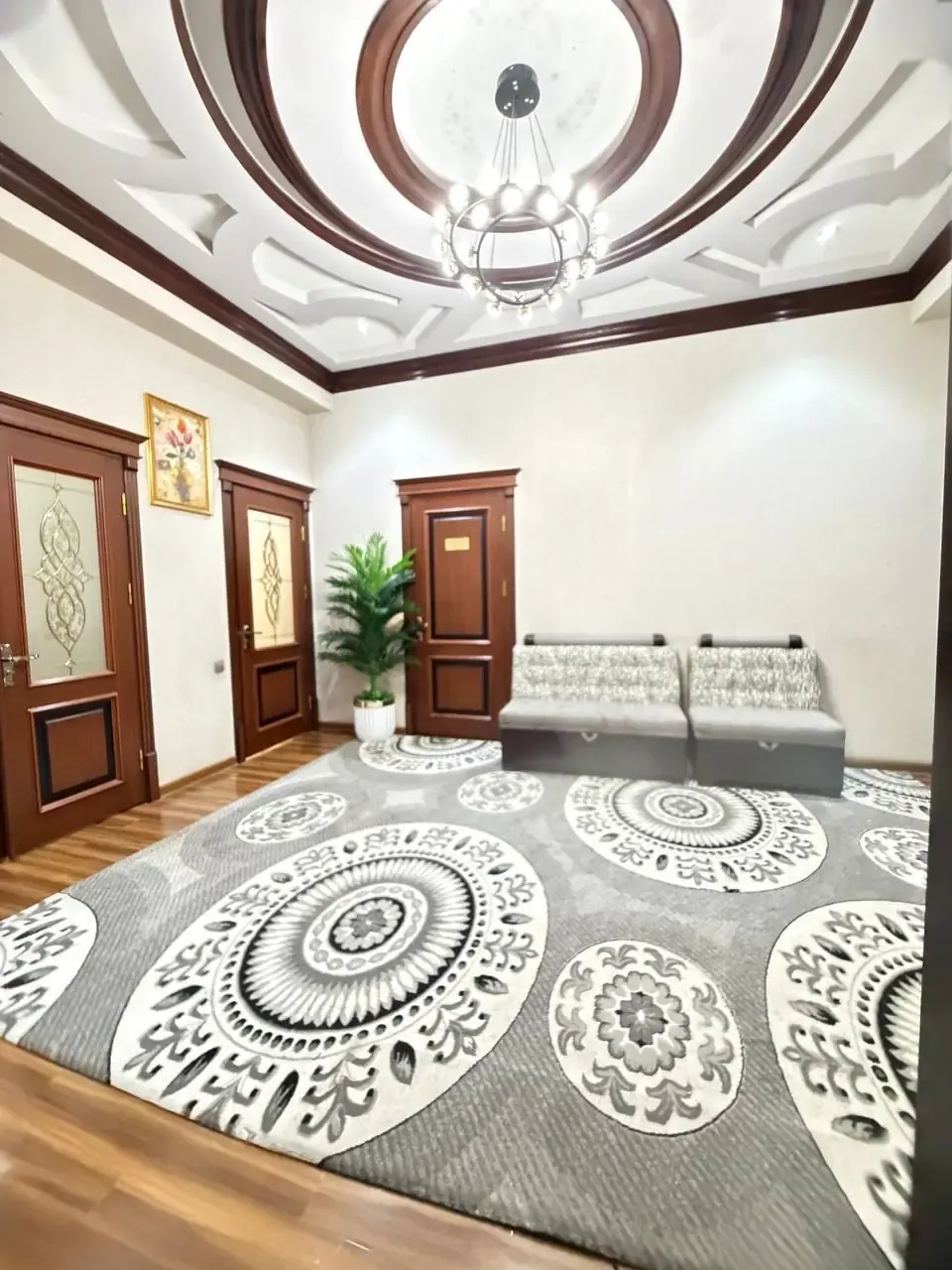 Sotiladi 3 xonali kvartira, 94 m², 2/3 qavat — Shayxontohur tumani