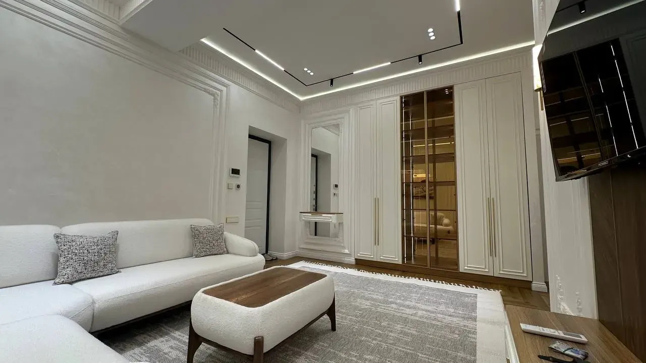 Sotiladi 3 xonali kvartira, 74 m², 3/10 qavat — Mirzo Ulugʻbek tumani