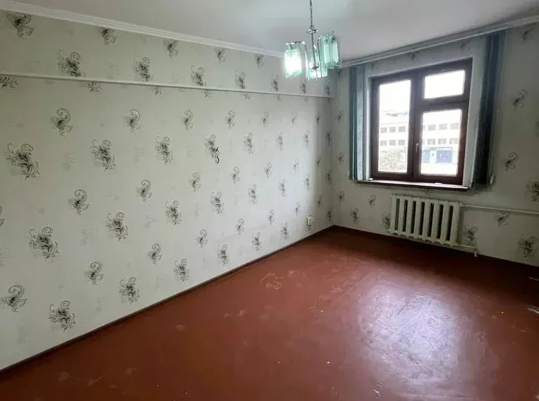 Сотилади 2 хонали квартира, 90 м², 4/4 қават — Юнусобод тумани