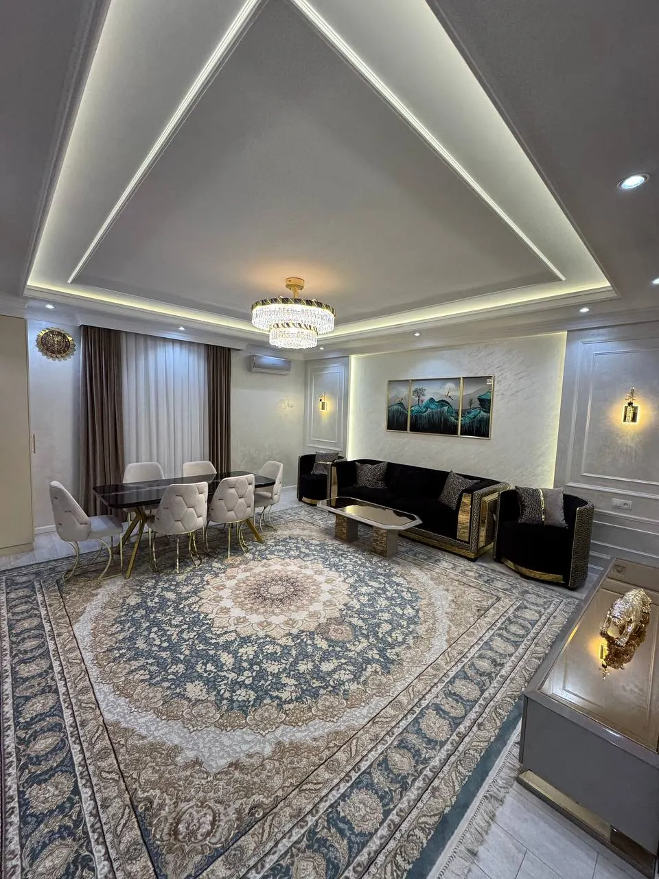 Sotiladi 4 xonali kvartira, 100 m², 5/10 qavat — Yakkasaroy tumani