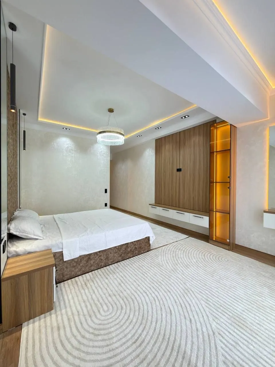Sotiladi 3 xonali kvartira, 108 m², 9/11 qavat — Shayxontohur tumani