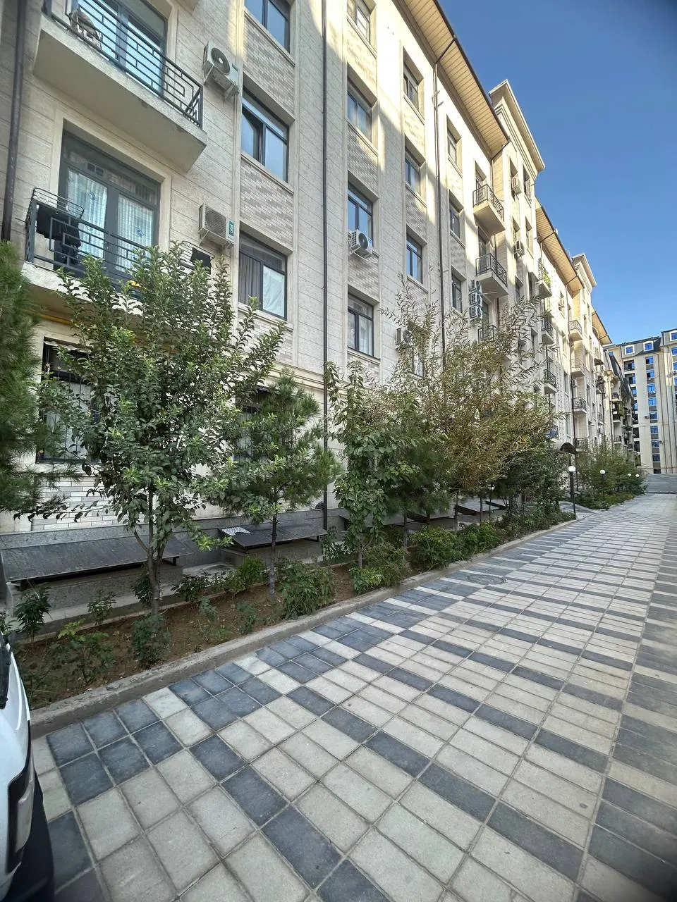 Сотилади 3 хонали квартира, 94 м², 4/6 қават — Сергели тумани