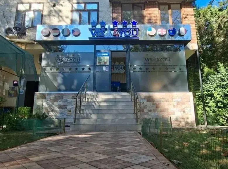 Продаётся коммерческое помещение, 120 м², 1/4 этаж — Алтынкульский район