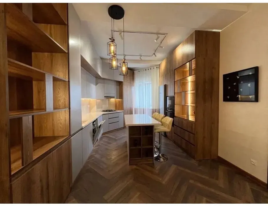 Ижарага берилади 4 хонали квартира, 120 м², 5/9 қават — Мирзо Улуғбек тумани