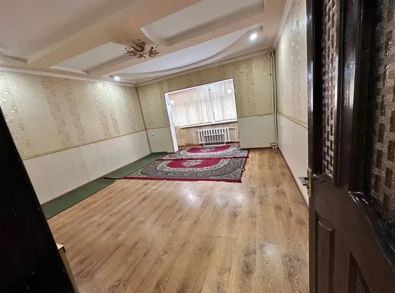Сдаётся 3-комнатная квартира, 76 м², 1/9 этаж — Алмазарский район