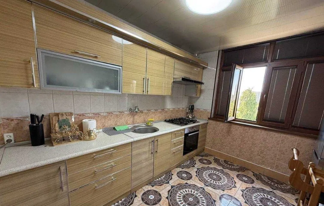 Сдаётся 3-комнатная квартира, 96 м², 4/9 этаж — Шайхантахурский район