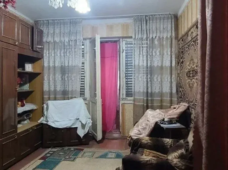 Sotiladi 2 xonali kvartira, 60 m², 2/4 qavat — Fargʻona shahri