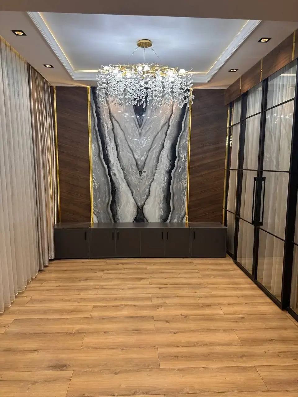 Sotiladi 1 xonali kvartira, 45 m², 3/8 qavat — Olmazor tumani