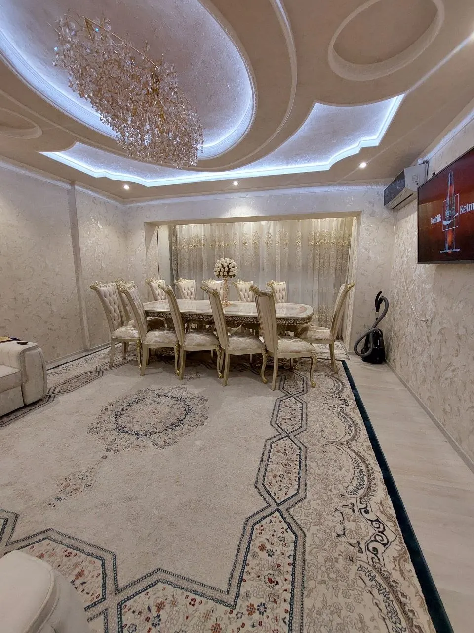 Продаётся 4-комнатная квартира, 81 м², 2/4 этаж — Алмазарский район