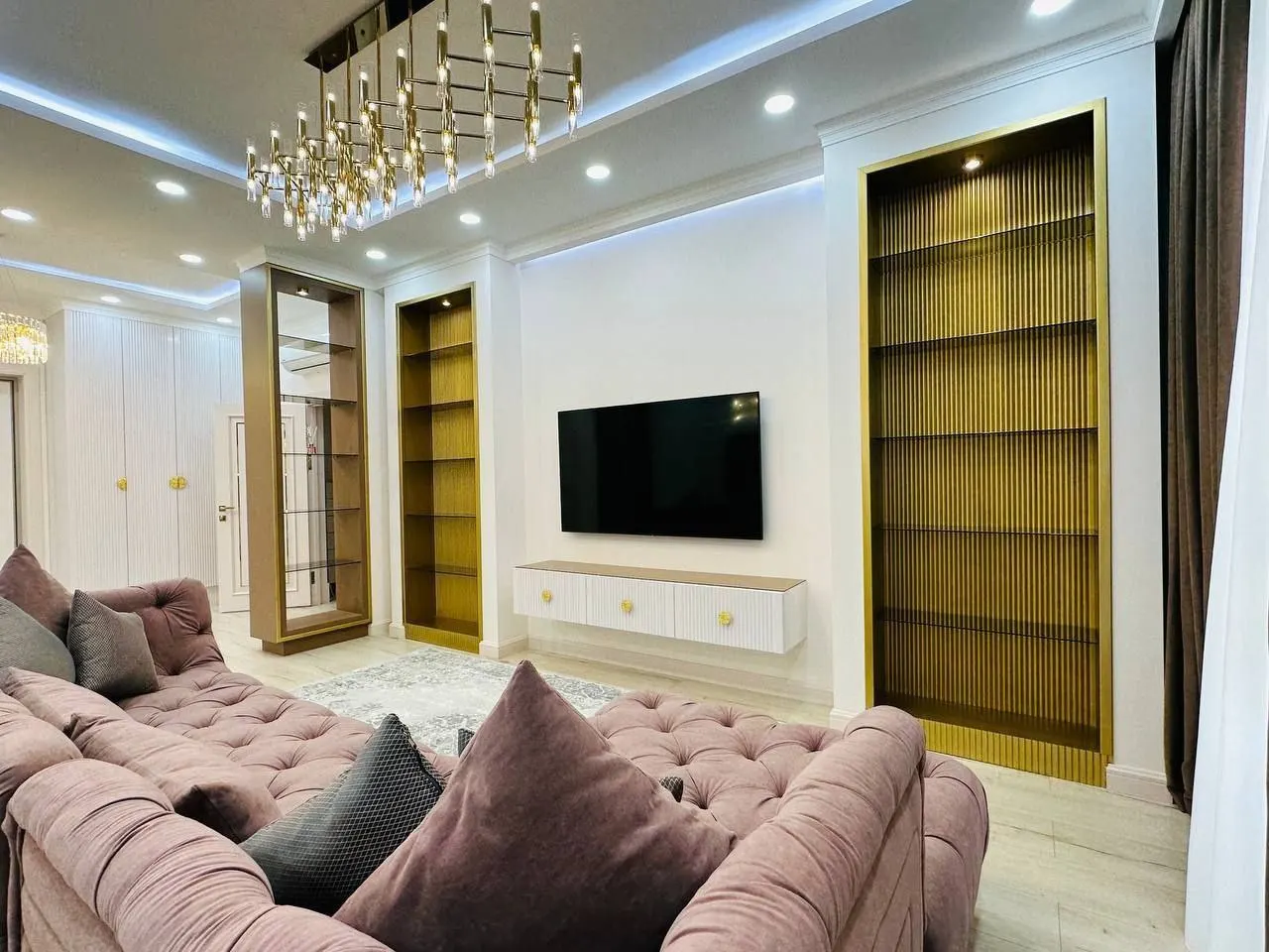 Сдаётся 2-комнатная квартира, 75 м², 5/7 этаж — Мирабадский район