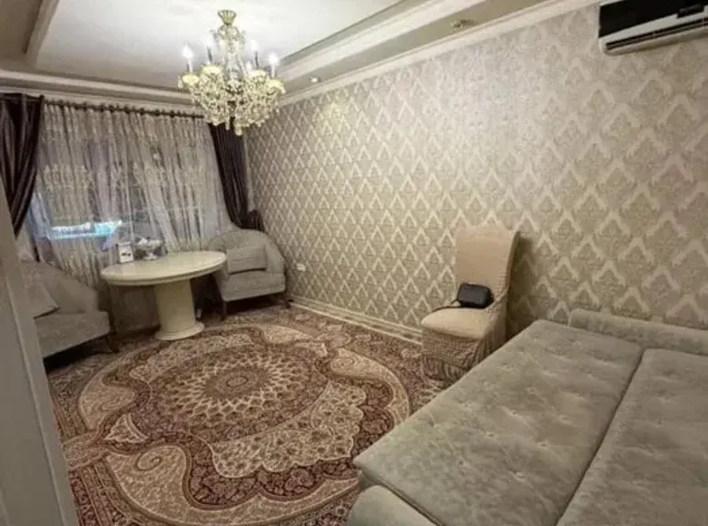 Sotiladi 2 xonali kvartira, 56 m², 4/5 qavat — Sergeli tumani