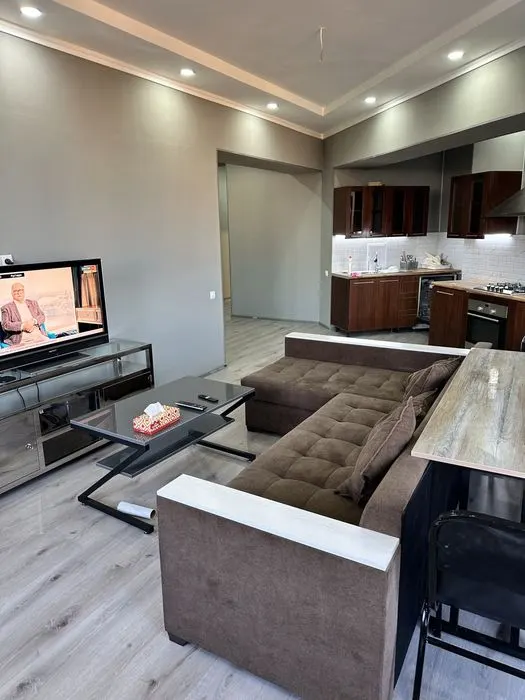 Сдаётся 2-комнатная квартира, 79 м², 3/8 этаж — Мирзо-Улугбекский район