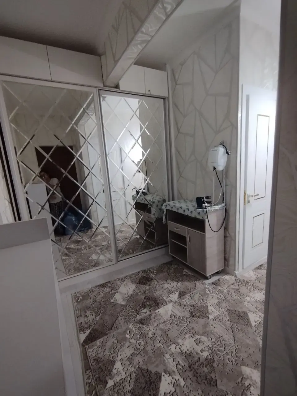 Сдаётся 2-комнатная квартира, 56 м², 1/4 этаж — Алмазарский район