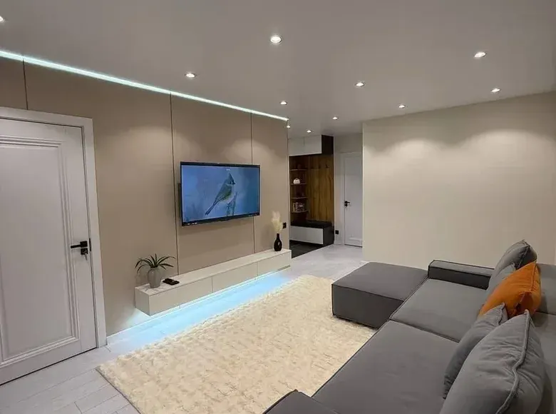 Продаётся 3-комнатная квартира, 70 м², 3/5 этаж — Яккасарайский район