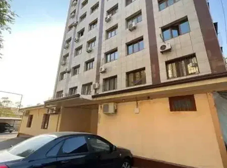 Сотилади 3 хонали квартира, 81 м², 2/10 қават — Мирзо Улуғбек тумани