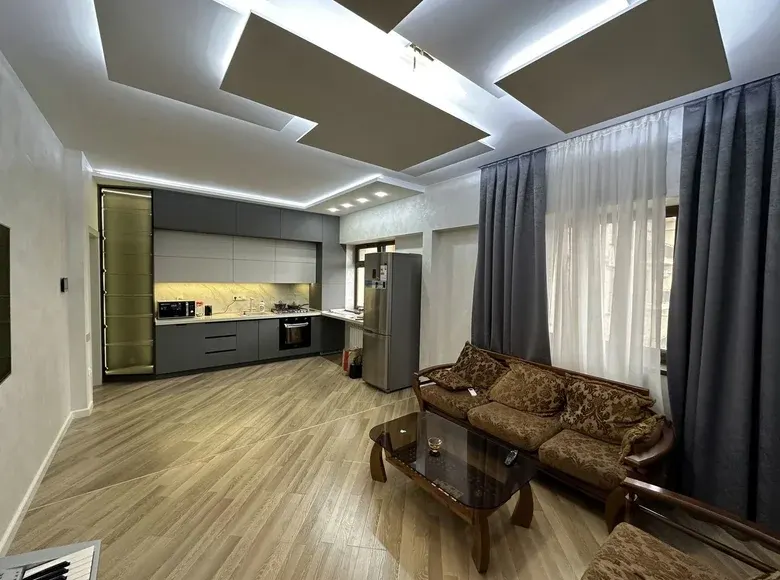 Sotiladi 3 xonali kvartira, 81 m², 6/9 qavat — Mirzo Ulugʻbek tumani