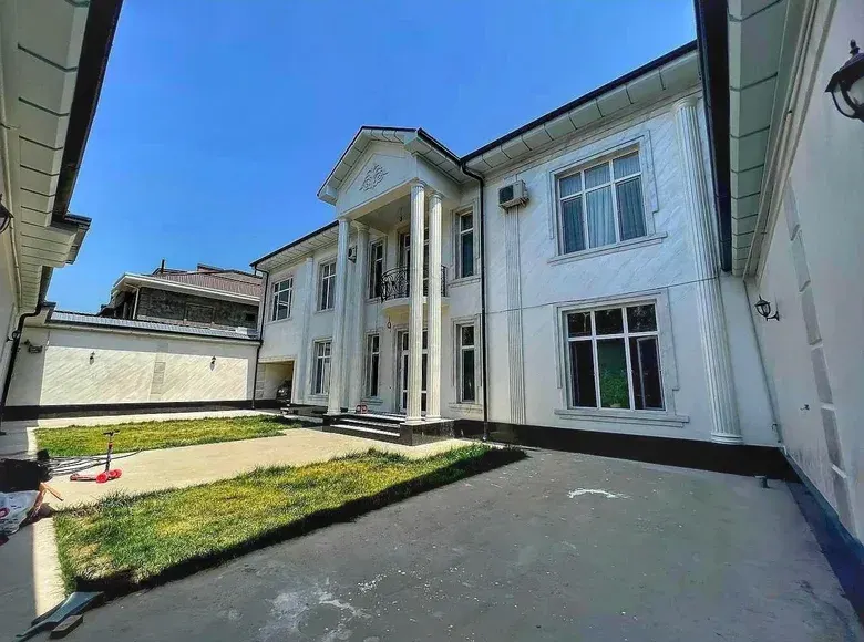Сотилади 6 хонали ҳовли уй, 450 м² — Мирзо Улуғбек тумани