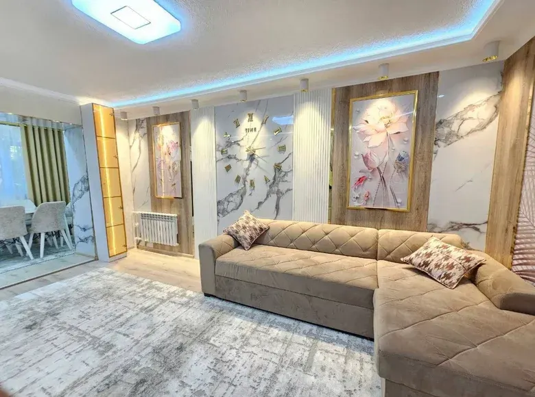 Сотилади 3 хонали квартира, 70 м², 1/4 қават — Чилонзор тумани