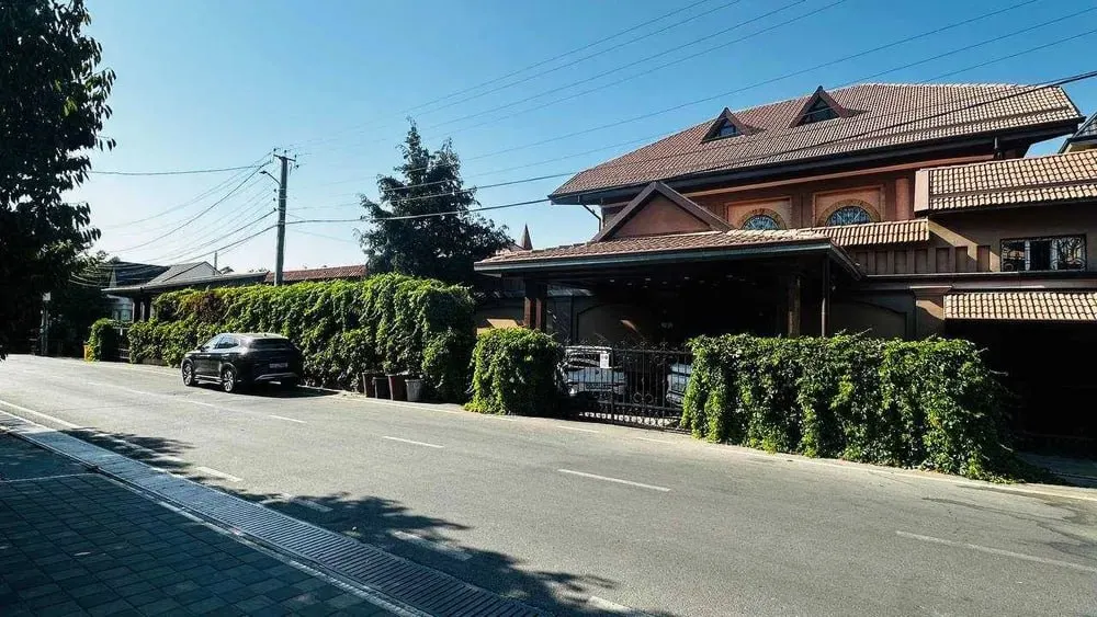 Ижарага берилади офис, 170 м², 1/2 қават — Мирзо Улуғбек тумани