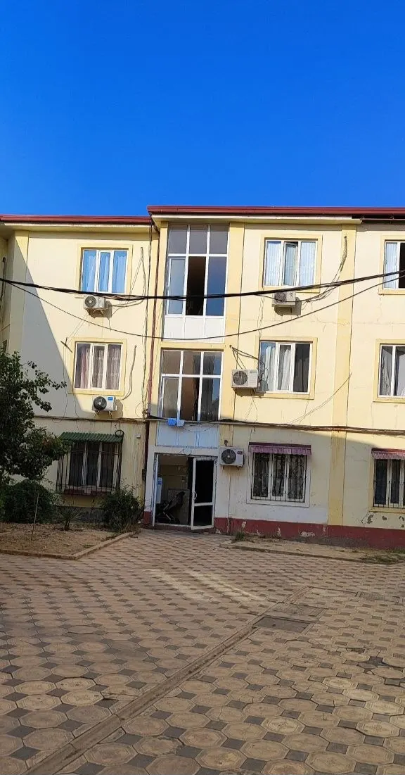 Продаётся 1-комнатная квартира, 44 м², 3/3 этаж — Мирзо-Улугбекский район