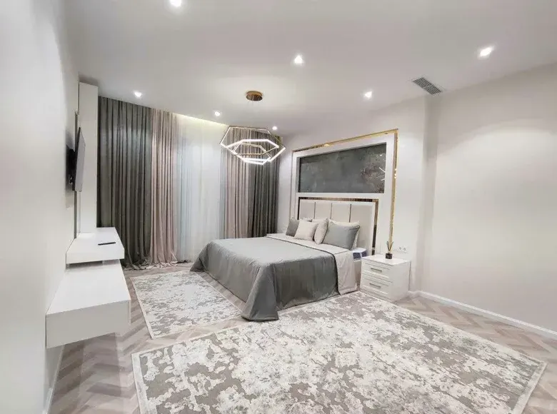 Ijaraga beriladi 3 xonali kvartira, 110 m², 4/8 qavat — Mirobod tumani