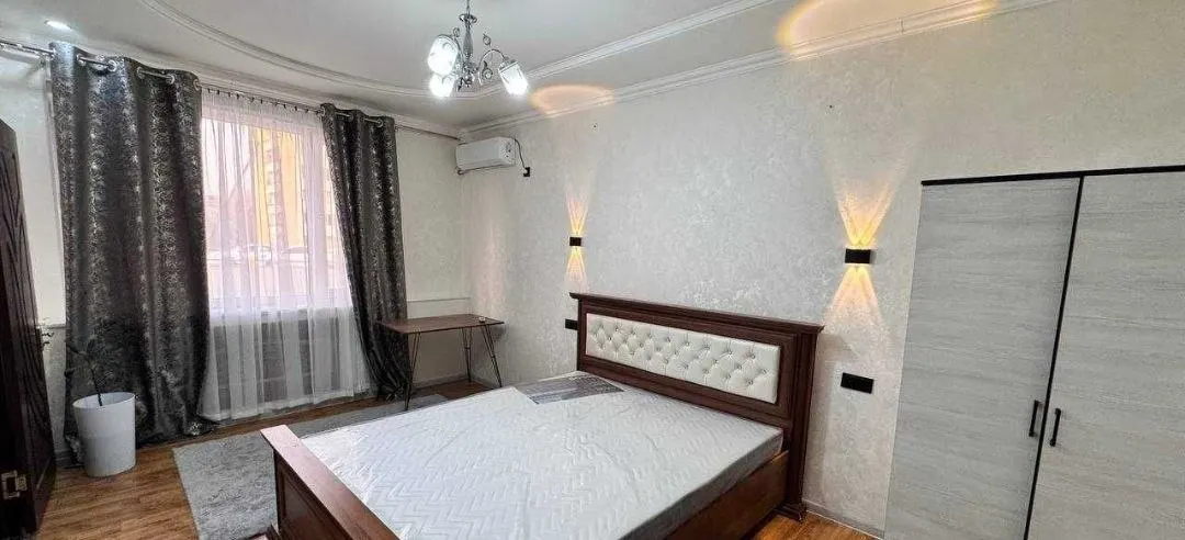 Сдаётся 1-комнатная квартира, 33 м², 4/4 этаж — Чиланзарский район