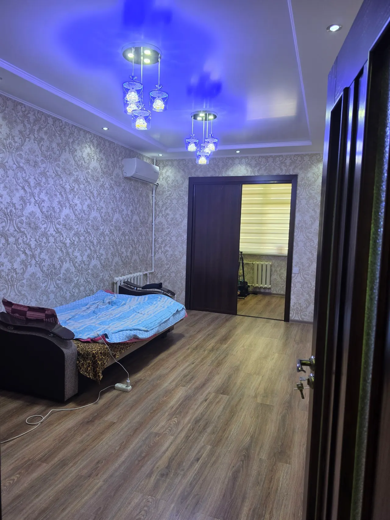 Продаётся 2-комнатная квартира, 60 м², 4/5 этаж — Сергелийский район