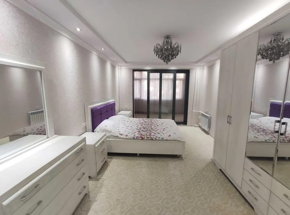 Ижарага берилади 3 хонали квартира, 110 м², 4/7 қават — Яккасарой тумани
