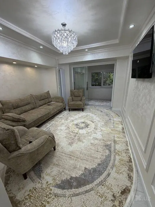 Сдаётся 2-комнатная квартира, 65 м², 2/9 этаж — Юнусабадский район