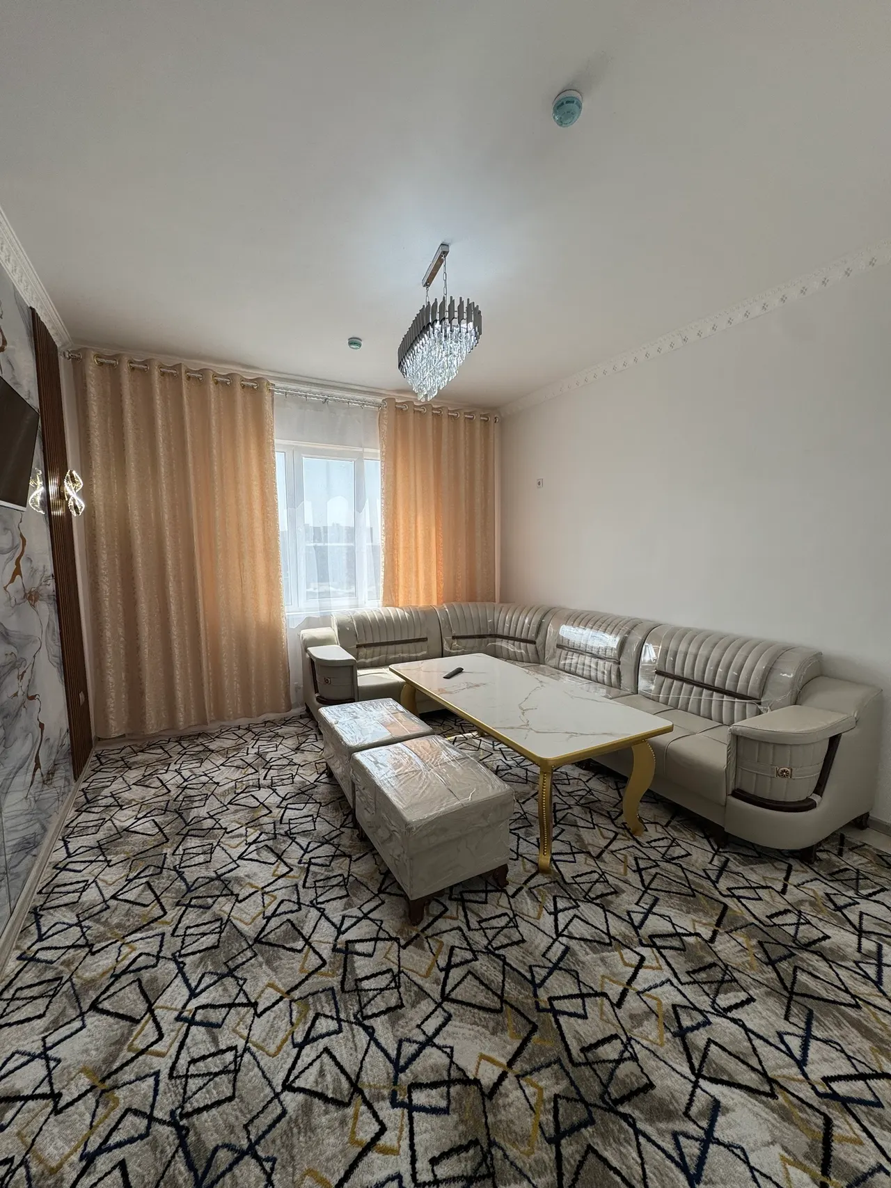 Sotiladi 2 xonali kvartira, 60 m², 9/16 qavat — Sergeli tumani