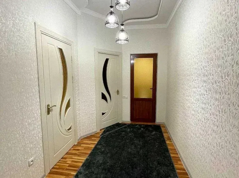 Сотилади 2 хонали квартира, 77 м², 1/6 қават — Самарқанд шаҳри
