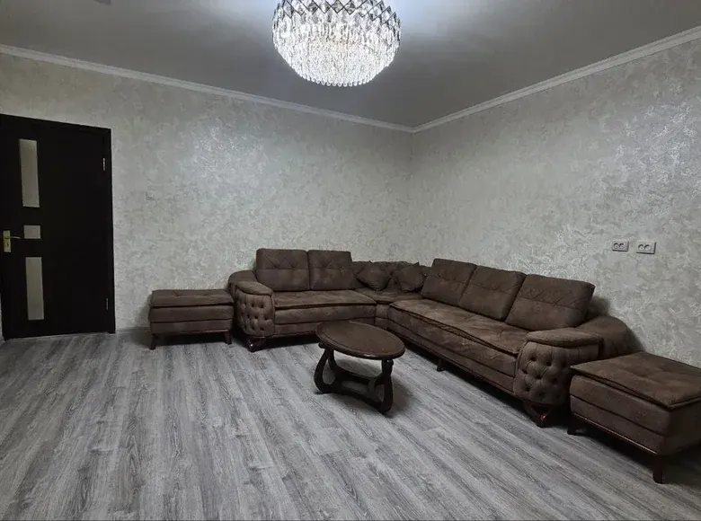 Сотилади 4 хонали квартира, 100 м², 6/9 қават — Яккасарой тумани